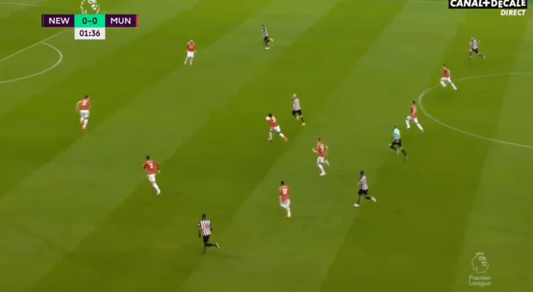 Man United has a two-minute game against Newcastle, an autogong from Shaw.