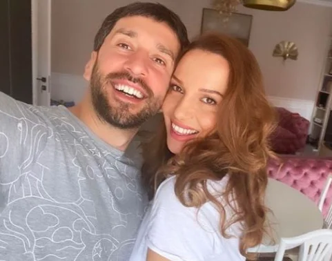 Teuta Krasniqi plant eine zweite Hochzeit