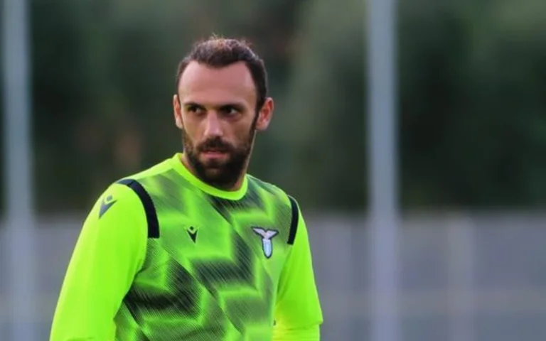 Ready for grand debut: Vedat Muriqi first cooled off Lazio for the match