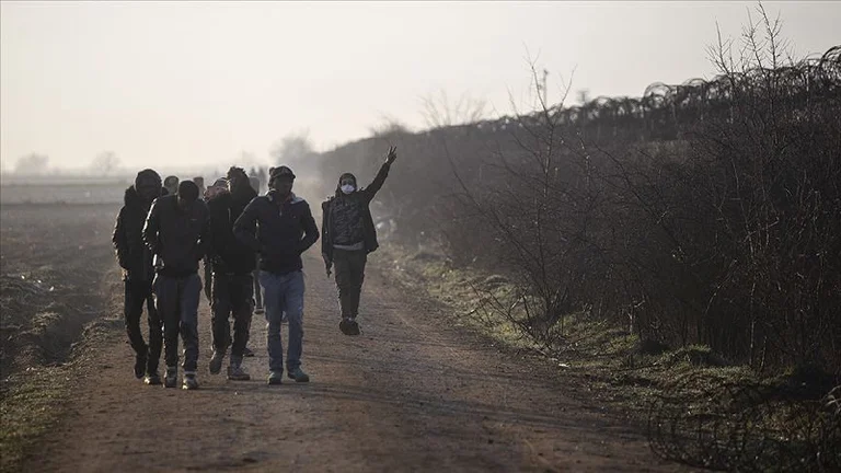 Grecia introduce dispositivos antirrefugios en la frontera