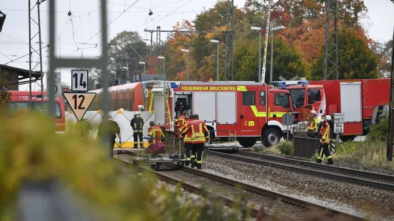 Last teenage goodbyes killed by train in Germany