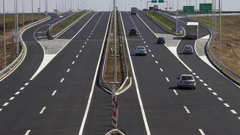 ​Nënshkruhet marrëveshja për financimin e autostradës Prishtinë- Nish