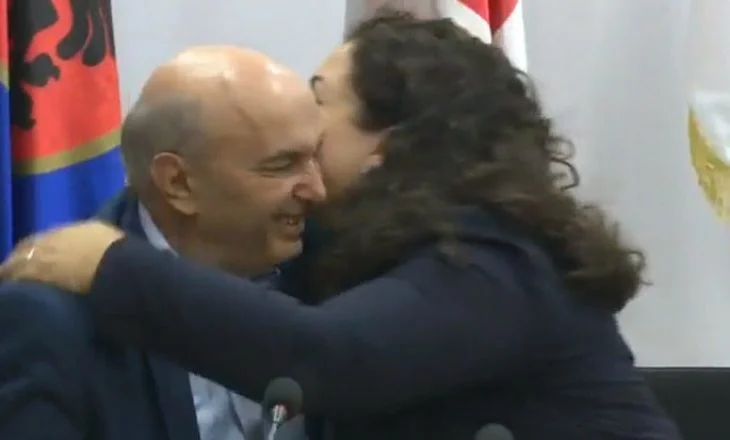 Vjosa Osmani una vez más trata con Isa Mustaf, dice que sus declaraciones eran imperdonables.