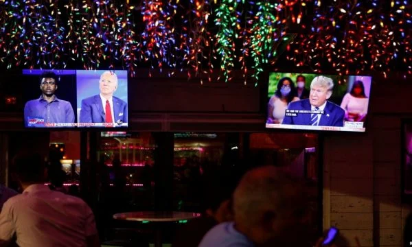 Accidente remoto entre Trump y Biden para el Coronavirus