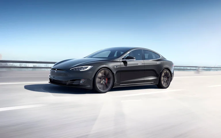 Elon Musk changes Tesla model S price
