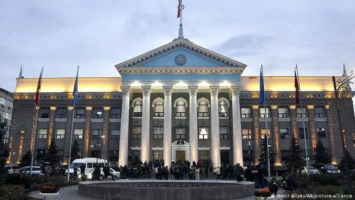 After being taken out of prison and made prime minister one, protesters force the president to resign