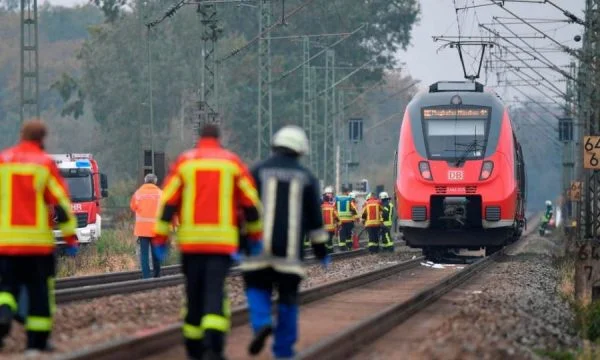 Deux frères Deccan enterrés aujourd'hui ont été frappés par un train en Allemagne