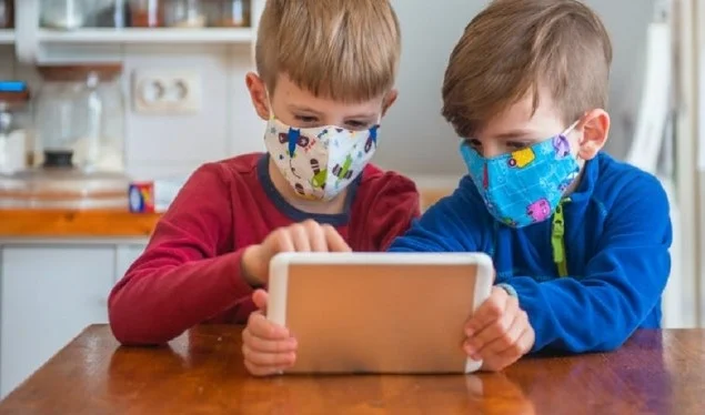 Un nouveau symptôme de COVID-19 est détecté, particulièrement chez les enfants