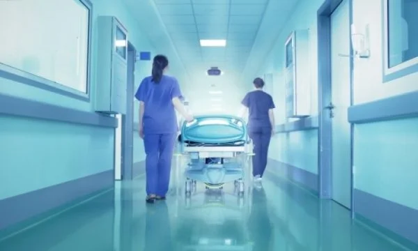 en Italia, 5456 nuevos casos y 26 víctimas