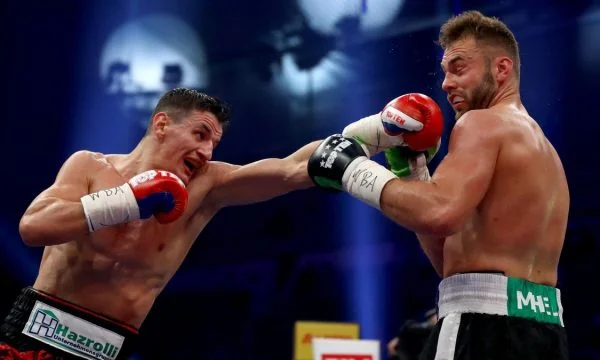 Krasniqi reza para no haber herido a Boeselin severamente