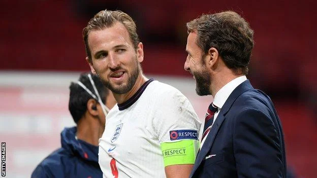 Formations officielles: Angleterre - Belgique