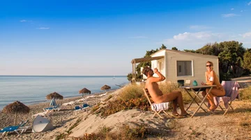 couple belge voyageant nuddo autour du monde