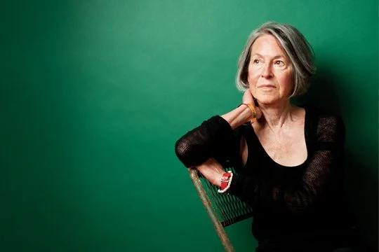 ¿Quién es Louise Glock?