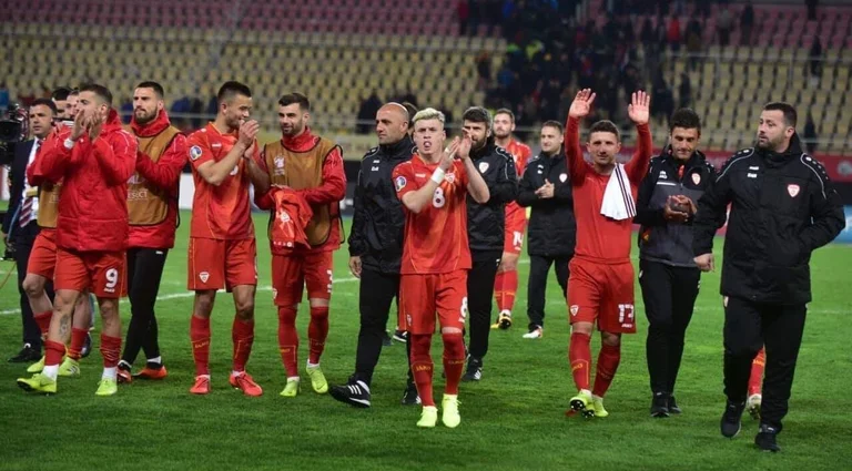 Questi sono cinque calciatori albanesi che dovrebbero essere il titolo contro il Kosovo