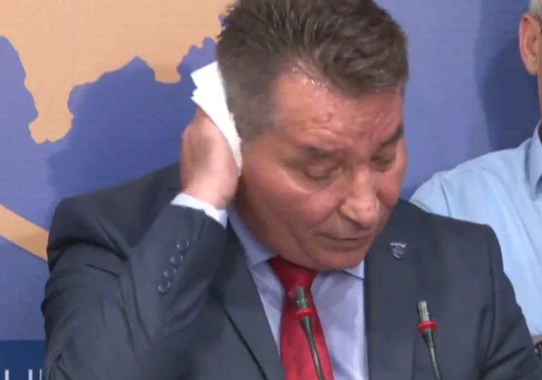 Kosovarët ia huqin më keq se Pali: ‘Feminizmi ka lidhje me fe diçka’