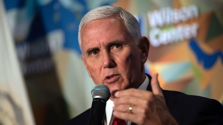 Zëvendëspresidenti amerikan Mike Pence del prapë negativ për COVID-19