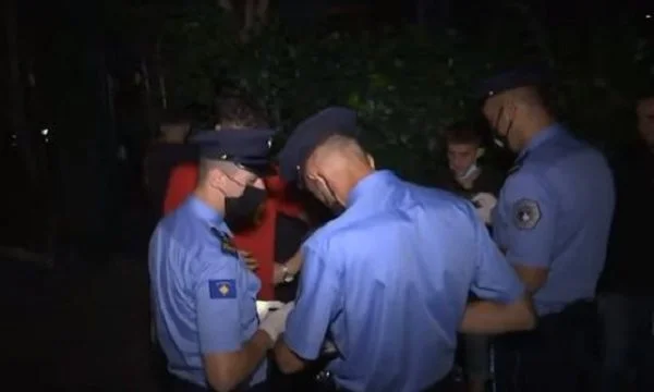 Deri në orën 19:00 u gjobitën mbi 400 qytetarë, nuk respektuan masat anti-covid