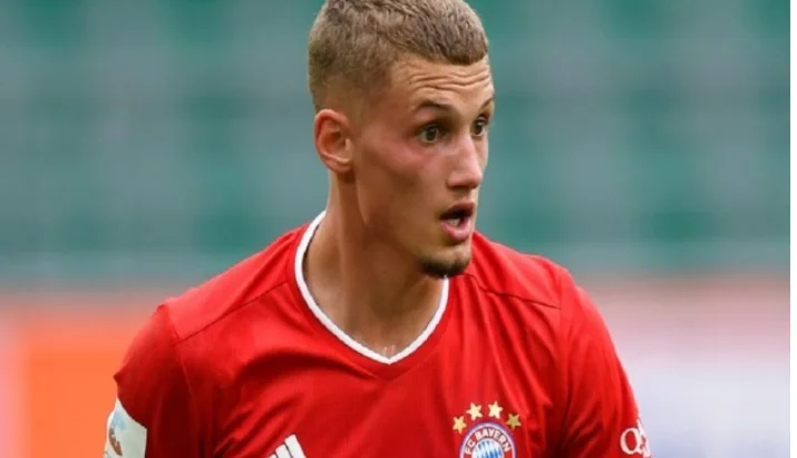 ​Leeds United dështon ta transferojë mesfushorin e Bayernit