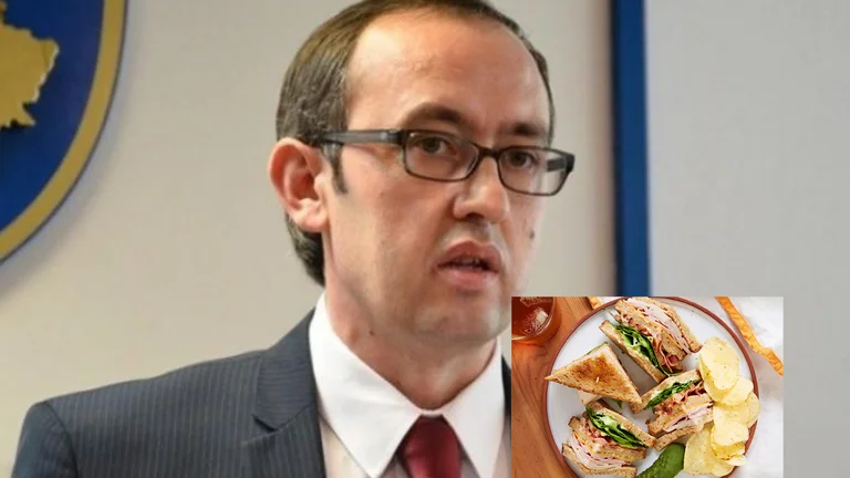 Kryeministri Hoti sërish e merr bukën me vete, han sendviq edhe sot