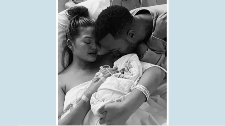 Chrissy Teigen dhe John Legend humbin fëmijën: ‘Si mund të jetë e vërtetë kjo’