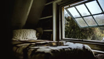 How to Make Awakening Easy on Rainy Days