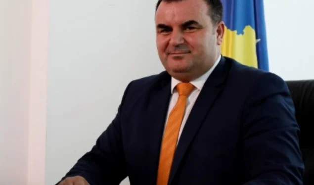 Nouveau Médiateur : protégera et fera progresser les droits de l'homme et les libertés au Kosovo