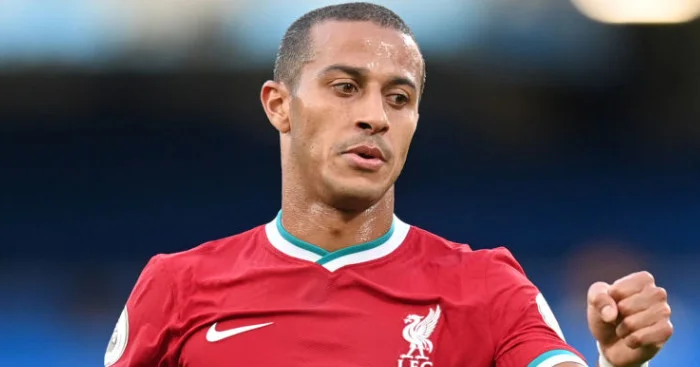 Theago ni sur le banc contre Arsenal est enseigné raison