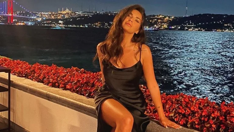 Beatrix Ramosaj poses in the bikini from vacation in Dubai