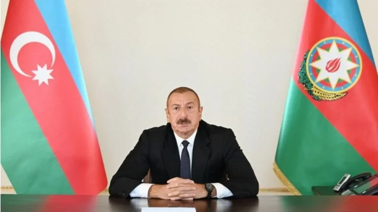 “Get ready to defend your homeland”: Armenia mobilises war population, threats Turkey as well