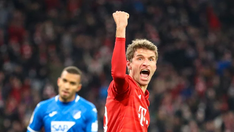 Formations officielles: Hoffenheim Bain Munich