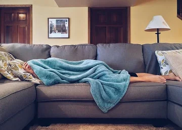 Why does our body like afternoon sleep?