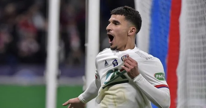 Arsenal lanza una oferta hacia Lyon, para Aouar Card
