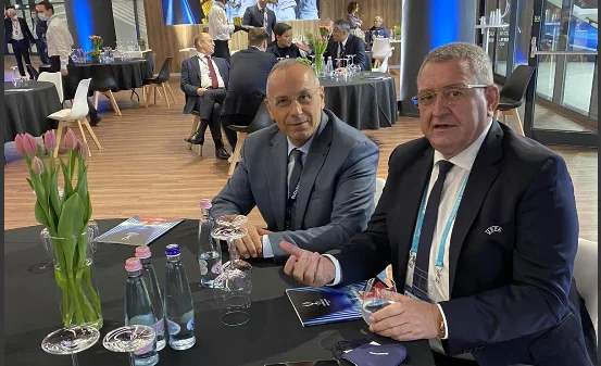 Supercup Europea hace que Adam y Duke juntos