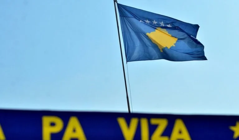 Quattro fattori che implicano la liberalizzazione dei visti per il Kosovo