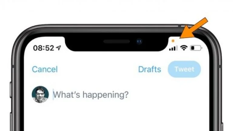puntino arancione sullo schermo di iPhone significa che qualcuno sta ascoltando
