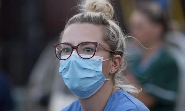 Pse syzet zvogëlojnë rrezikun e infektimit me Covid-19