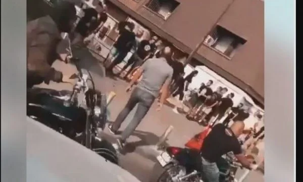 Arrestohen 16 persona pasi videoja ku maqedonasit po fyenin shqiptarët bëhet virale