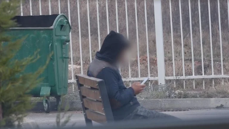 Policia zë 24 migrantë nga Siria të fshehur në një kamion në Drenas
