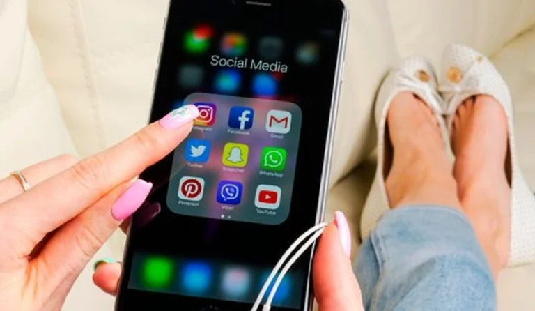 Dikush po të shikon: çfarë tregon kjo shenjë në iPhone?