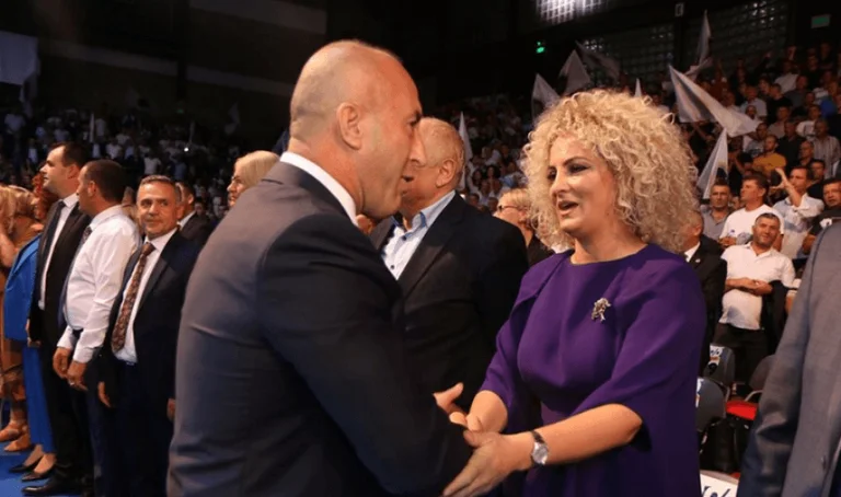 Donika Kadaj thotë se ka tentuar të kontaktojë me Haradinajn por ai s’po i përgjigjet