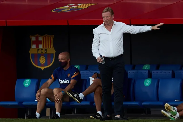 Koeman nuk mund të ulet në stol në ndeshjet zyrtare për faj të Setien