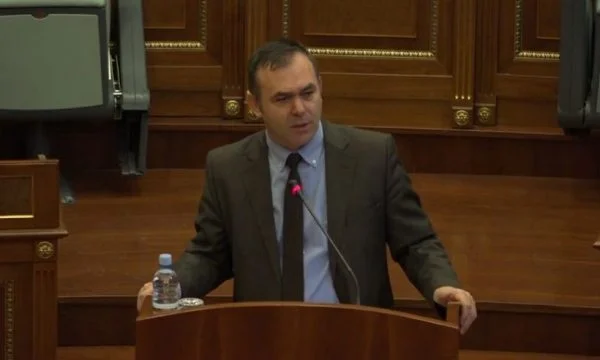 Hoti-Rexhep Selimit: Nëse ti Rexhë je ma patriot se unë, po tërhiqem
