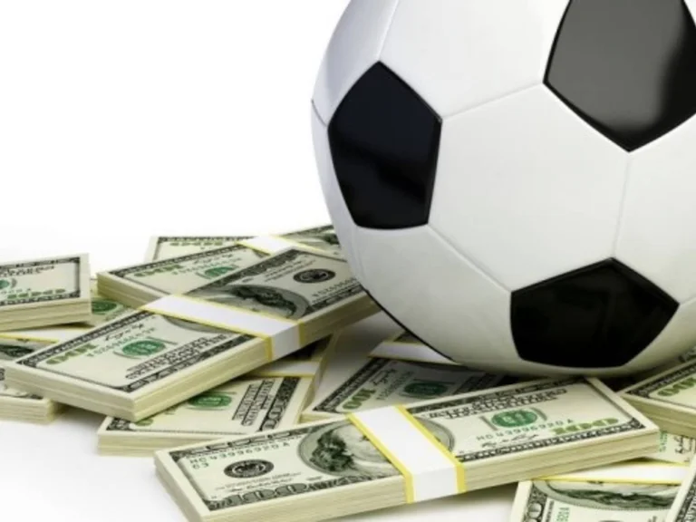 ‘Futbiznesi’: Kur fituesit e Topit të Artë vlenin vetëm 6 milion euro