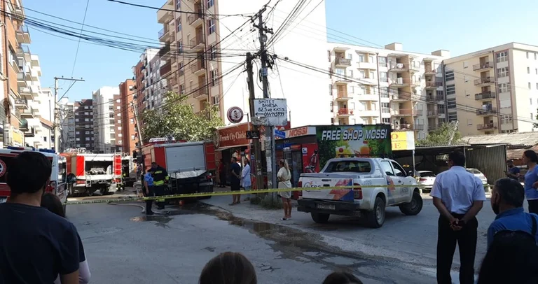 Ambulancat, zjarrfikësit, policia: Periskopi merr vesh se te Mati 1 ndodhi një eksplodim