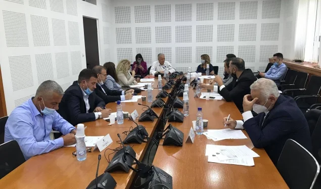 Sindikata e Policisë paralajmëron protesta: Pakënaqësitë e policisë janë të mëdha