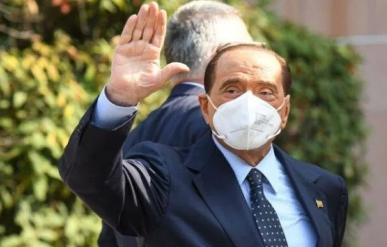 Berlusconi shërohet nga Covid: Ia hodha edhe këtë herë
