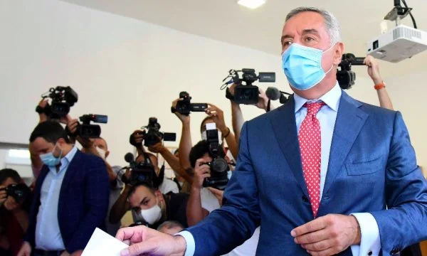 Milo Djukanovic gana elecciones a Montenegro