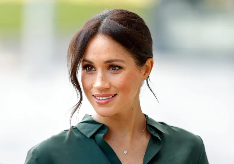 Una mujer nunca debe ser extrañada, según Meghan Markle