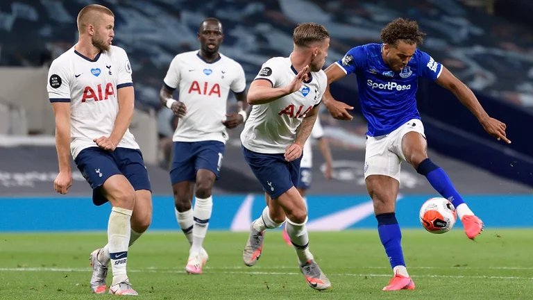 Everton d'Anceplott bat Mourinho Tottenham