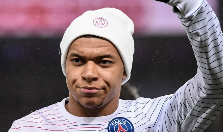Mbahpe confirma a PSG, quiere salir del club